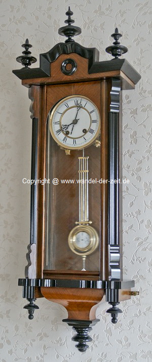 Lenzkirch Louis Philippe Regulator Nussbaum mit Ebonisierungen 02